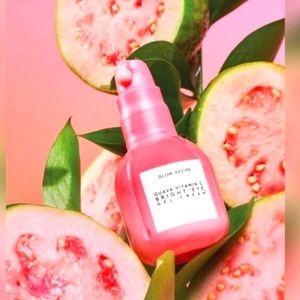 Glow Recipe Guava Vitamin C Bright-Eye Gel Cream